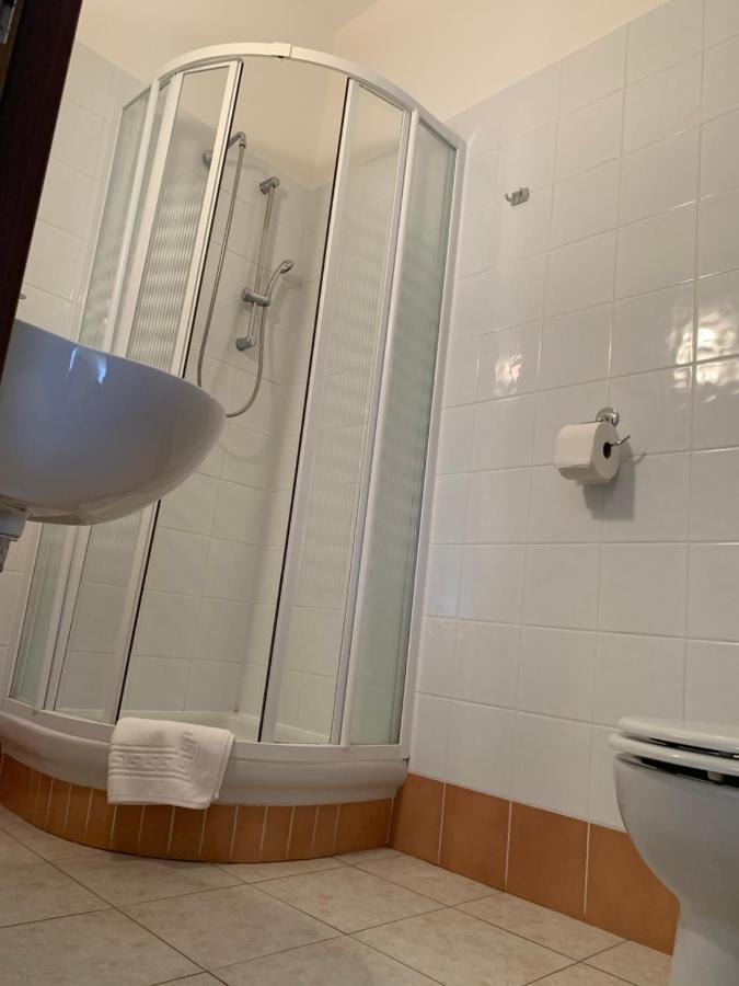 Casa Per Ferie Jpii Dom Polski Rom Exteriör bild